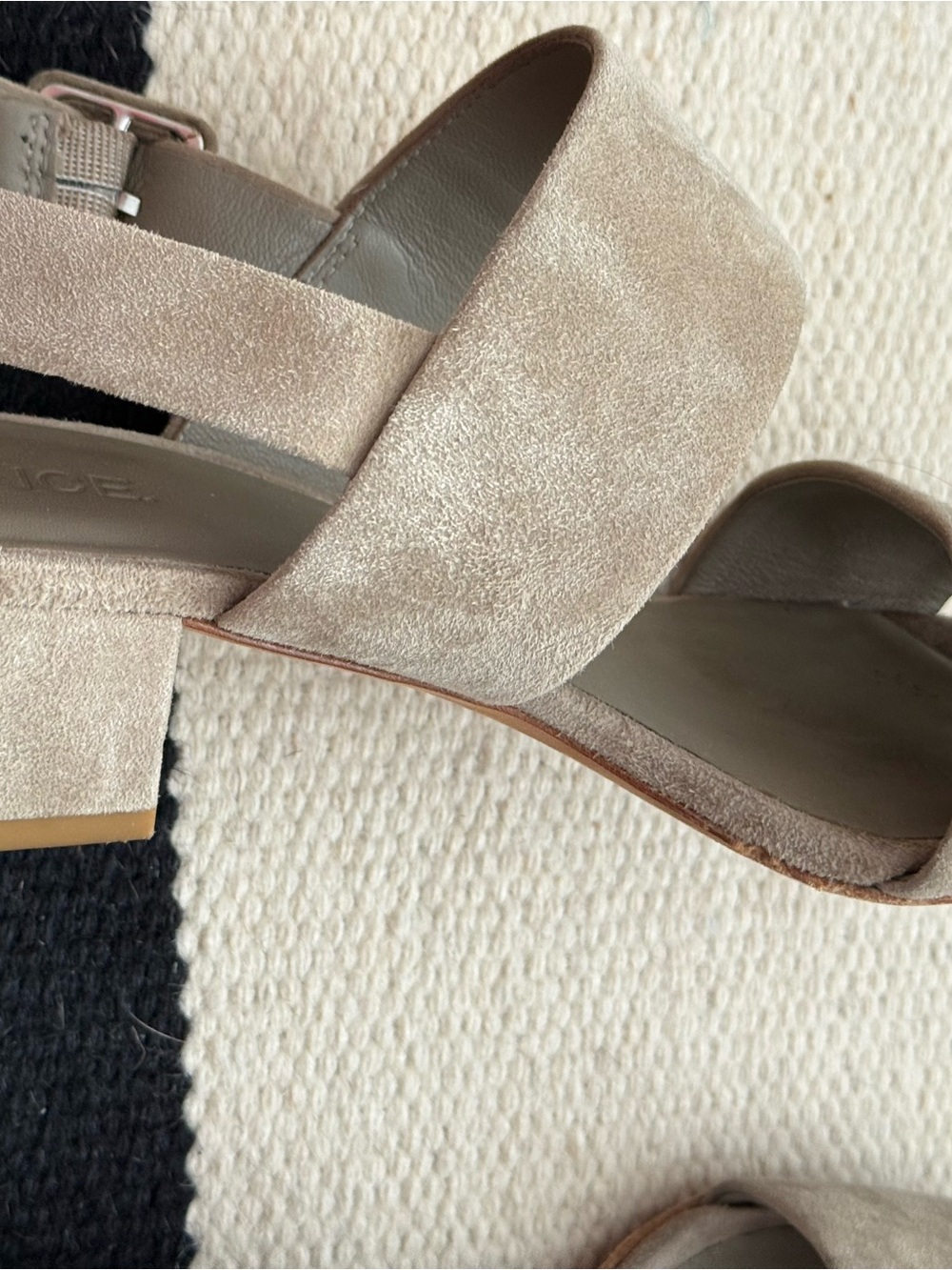 Vince Beige Taupe Suede Block Heel Sandals - Picture 4 of 8